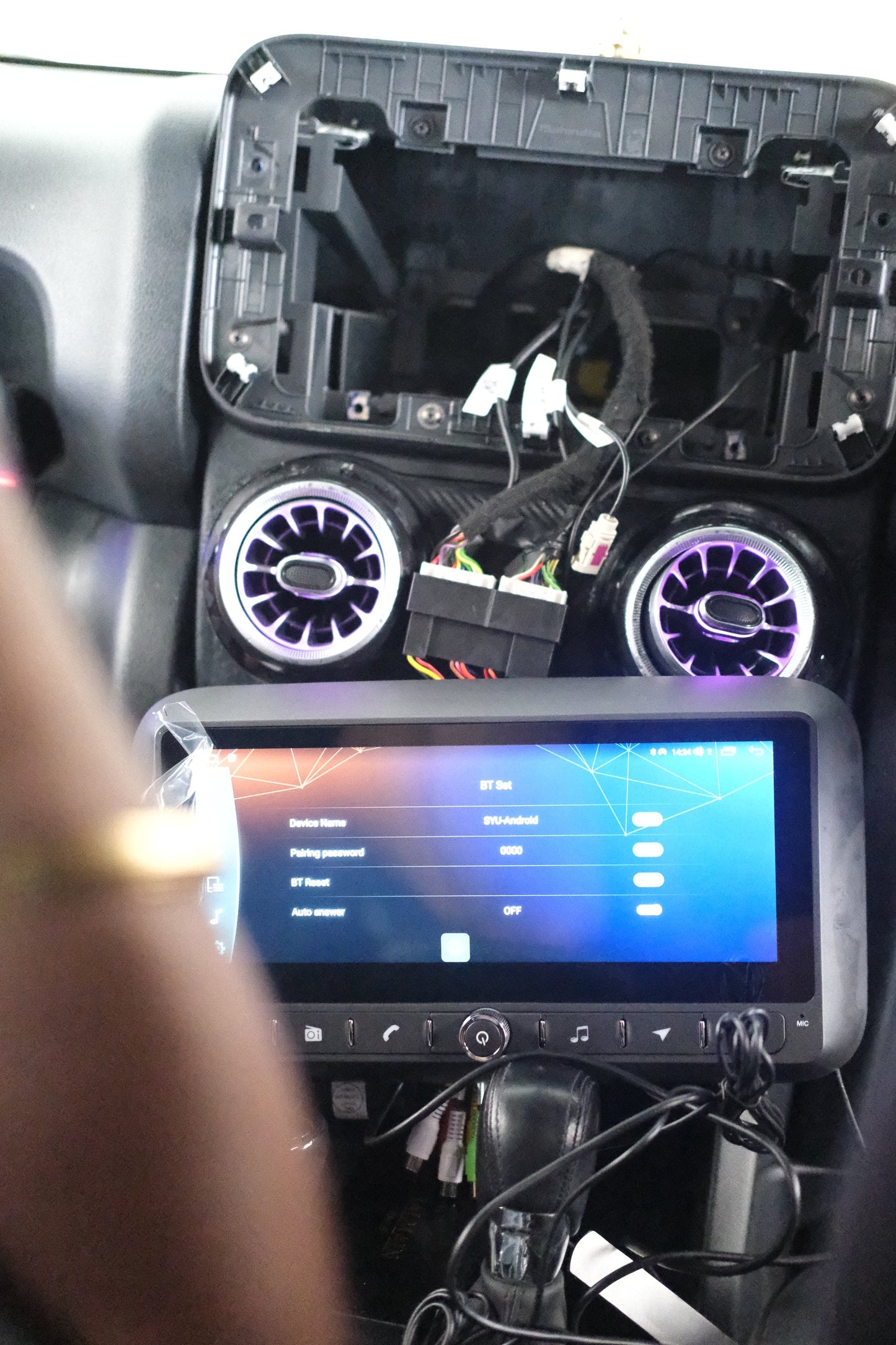 Mahindra Thar MAX PAD Series 2020+ Android OEM Design Carplay Navigation