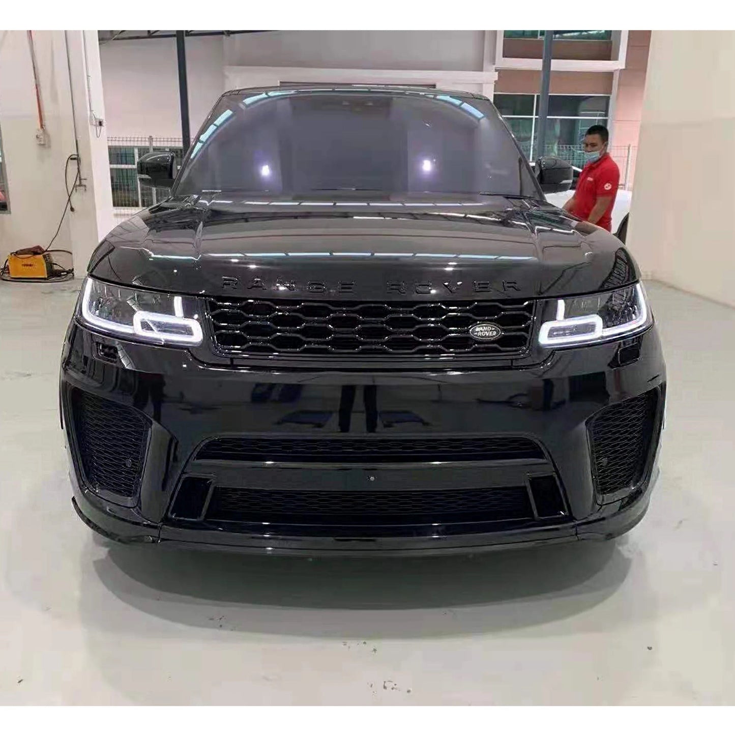 Land Rover Range Rover Sport 2013-17 Exterior Body kit Upgrade to SVR 2021