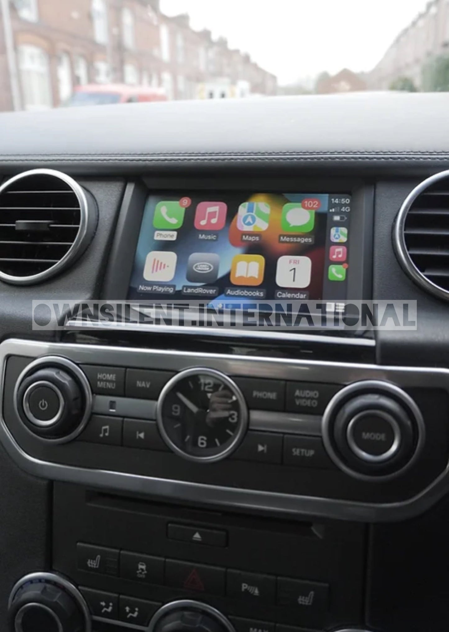 Land Rover Discovery Wireless Apple CarPlay & Android Auto retrofit